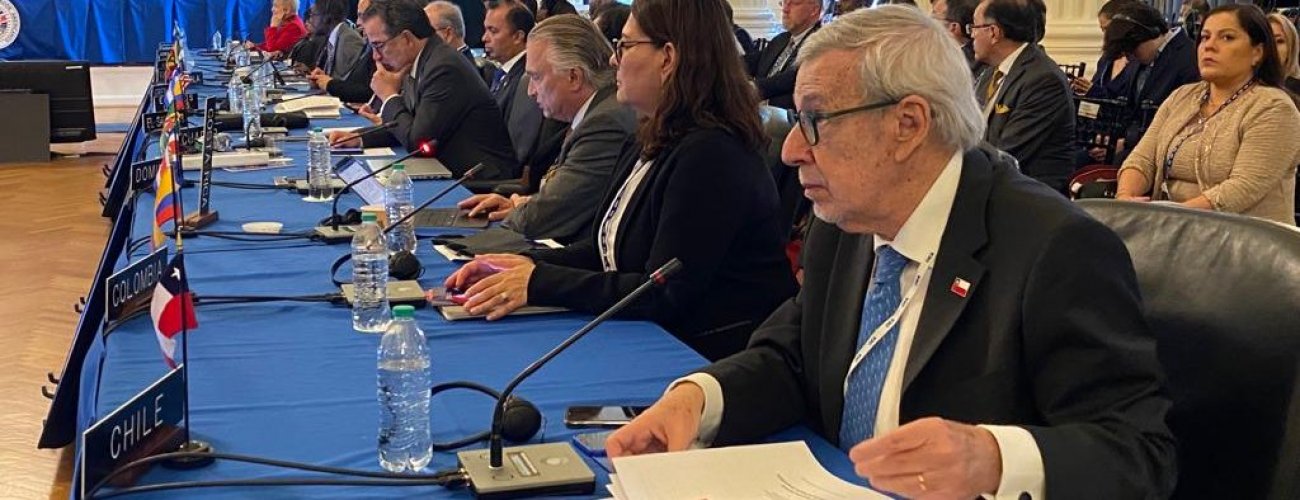 Canciller Alberto van Klaveren agradece aprobación en la OEA de resolución en conmemoración de los 50 años del Golpe de Estado de Chile