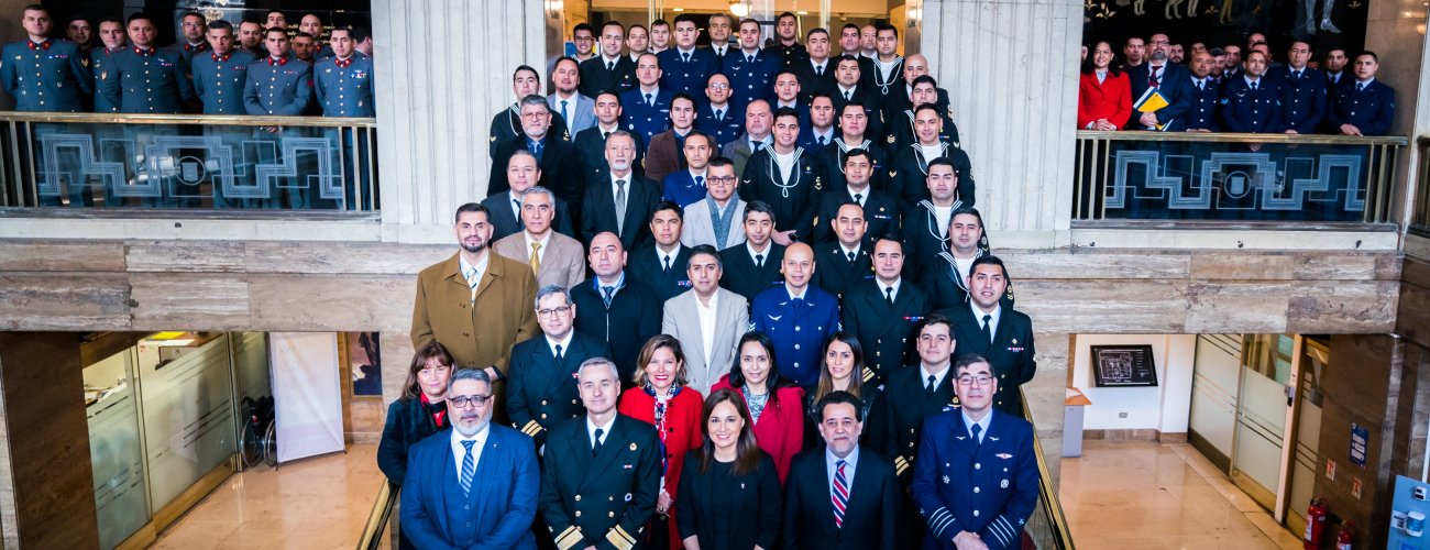 Subsecretaria Gloria de la Fuente inaugura curso para dotaciones antárticas y destaca la importancia del territorio en la política exterior de Chile
