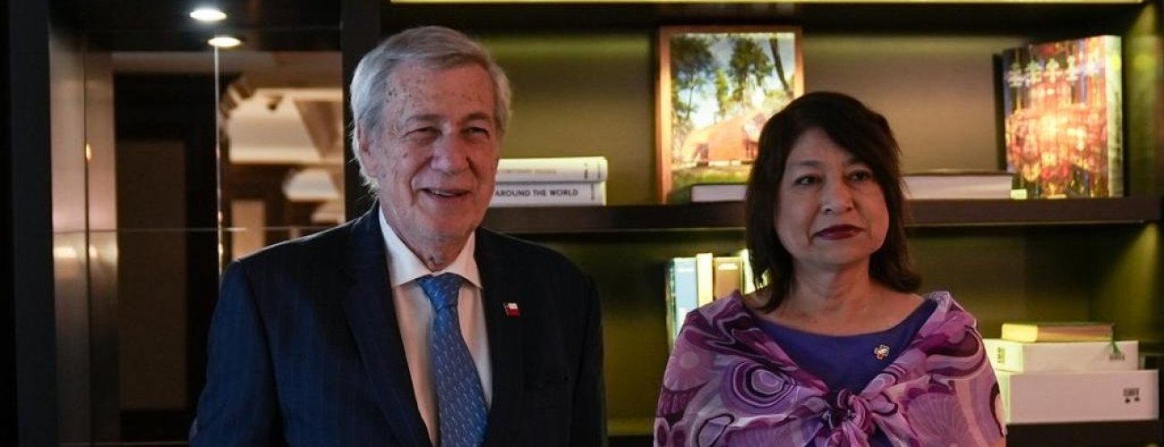 Canciller Alberto van Klaveren sostiene reunión bilateral con su homóloga de Perú