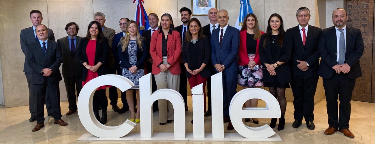 Subsecretaria Gloria de la Fuente encabeza Encuentro de Cónsules en Argentina y destaca mejora permanente de los servicios en el exterior