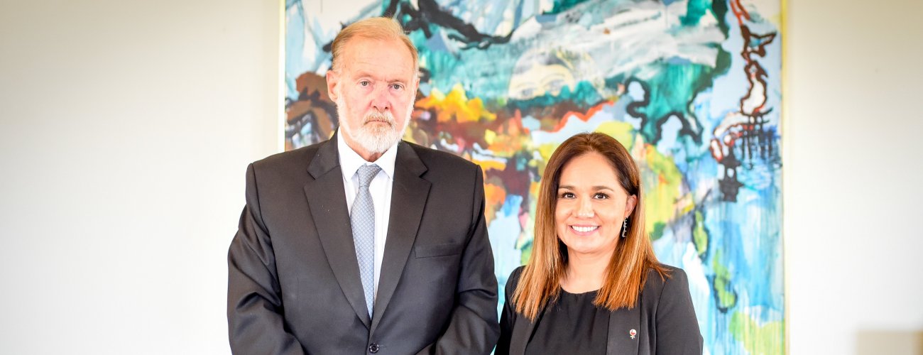 Subsecretaria de Relaciones Exteriores se reúne con el Embajador de Argentina en Chile