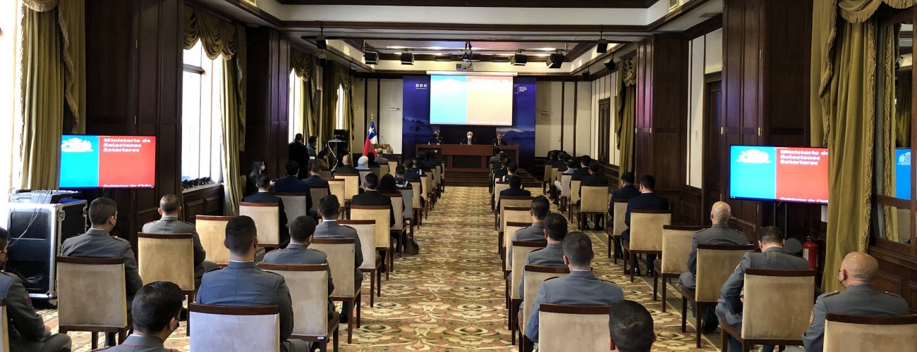Cancillería y el Estado Mayor Conjunto realizaron curso para las Dotaciones Antárticas de las Fuerzas Armadas 2022-2023