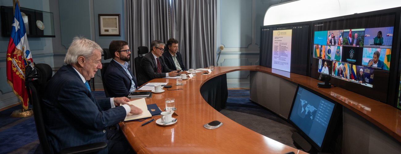 Canciller Alberto van Klaveren acompaña al Presidente Gabriel Boric en la Alianza de países de América Latina y el Caribe contra la Inflación