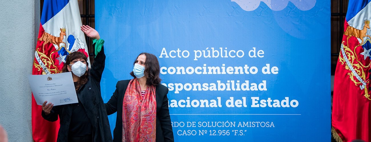 Canciller Urrejola participa en acto de reconocimiento de la responsabilidad del Estado en caso de mujer con VIH esterilizada sin su consentimiento