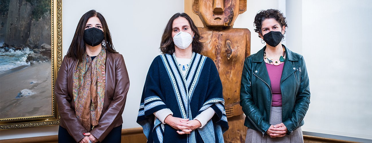 Canciller Antonia Urrejola se reúne con las ministras de Justicia y Medio Ambiente para coordinar la implementación del Acuerdo de Escazú
