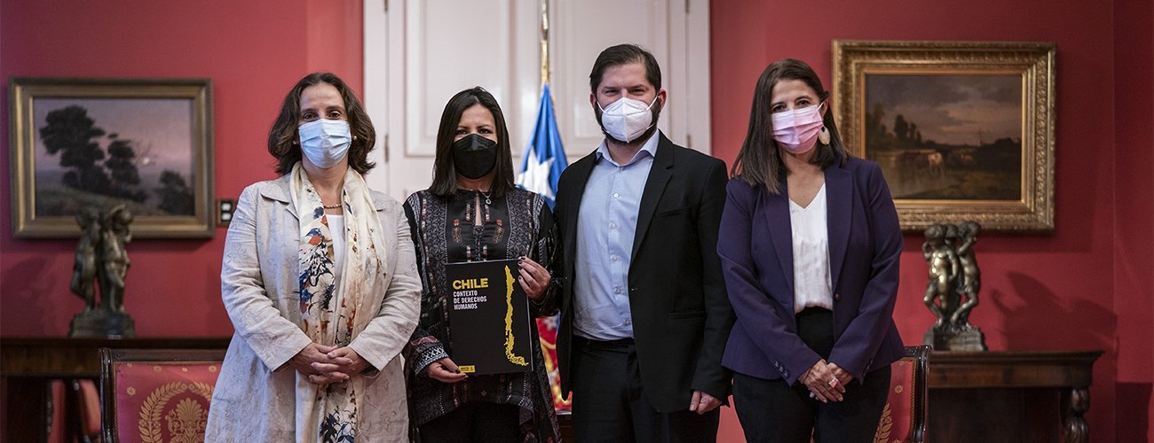 Ministra Antonia Urrejola participa en reunión entre el Presidente Gabriel Boric y la directora para las Américas de Amnistía Internacional