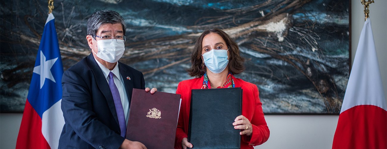 Chile y Japón firman Acuerdo de Licencia del Conductor para fomentar la inversión y las relaciones económicas
