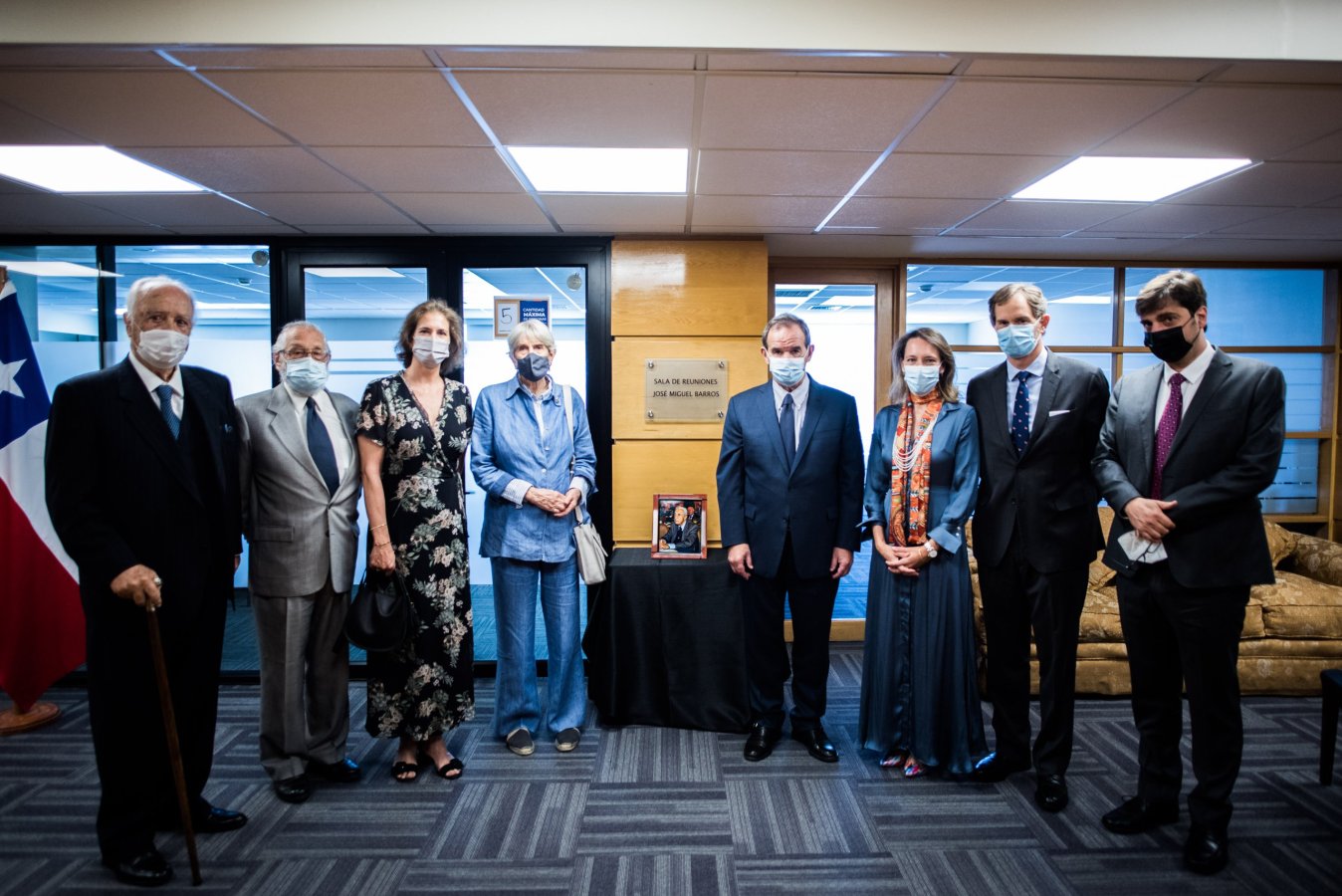 Cancillería rinde homenaje al ex Embajador José Miguel Barros Franco y nombra en su memoria un importante salón del edificio institucional