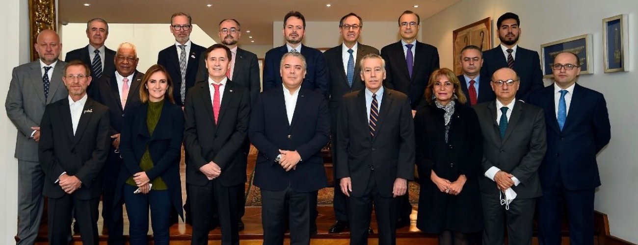 En la residencia del Embajador de Chile en Colombia, el Presidente Duque se reúne con comunidad internacional por los avances en la implementación de la paz