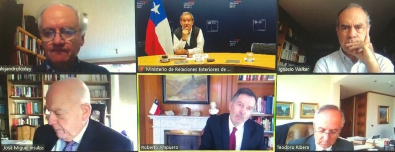 Canciller Allamand se reúne con el Consejo de Excancilleres