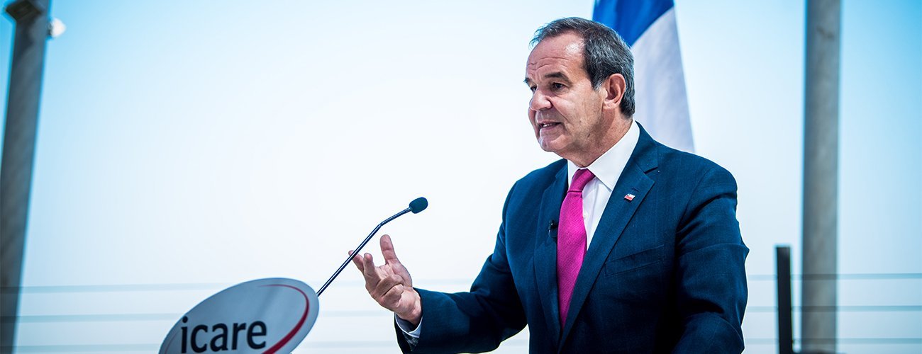 Canciller Allamand en ENADE: “Queremos construir una imagen internacional a partir de los aportes que Chile hace al mundo”