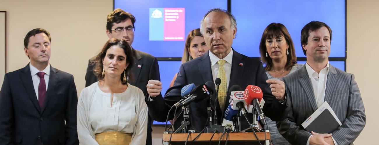 Canciller Ribera junto con ministros de Economía y Trabajo anuncian medidas para contener efectos del Covid-19 en Chile