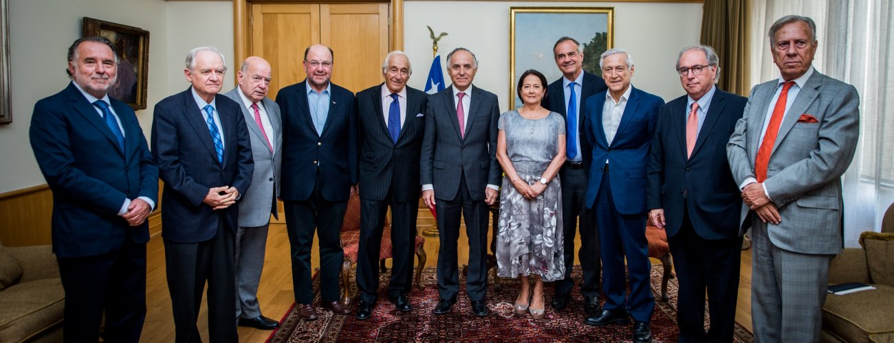 Ministro Ribera encabeza encuentro con Consejo de Ex Cancilleres