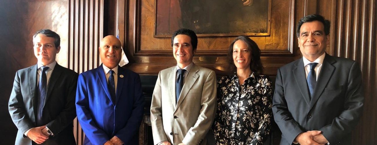 Ministra (s) destacó nuevo convenio en materia tributaria entre Chile y Emiratos Árabes Unidos, que fortalecerá la cooperación, las inversiones y el comercio entre ambas naciones