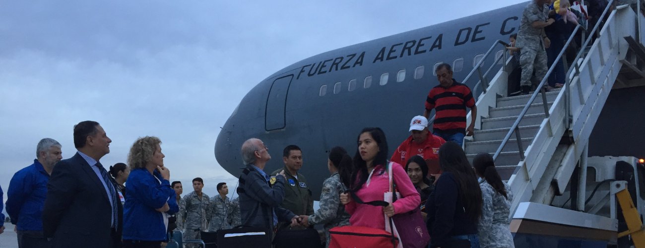 Noveno Vuelo Esperanza trae 88 chilenos de regreso desde Venezuela