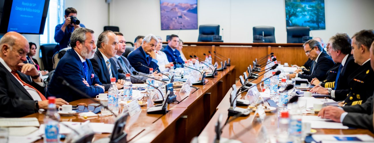 Consejo de Política Antártica se reúne por primera vez en el año y aborda el avance del proyecto de Estatuto Antártico Chileno