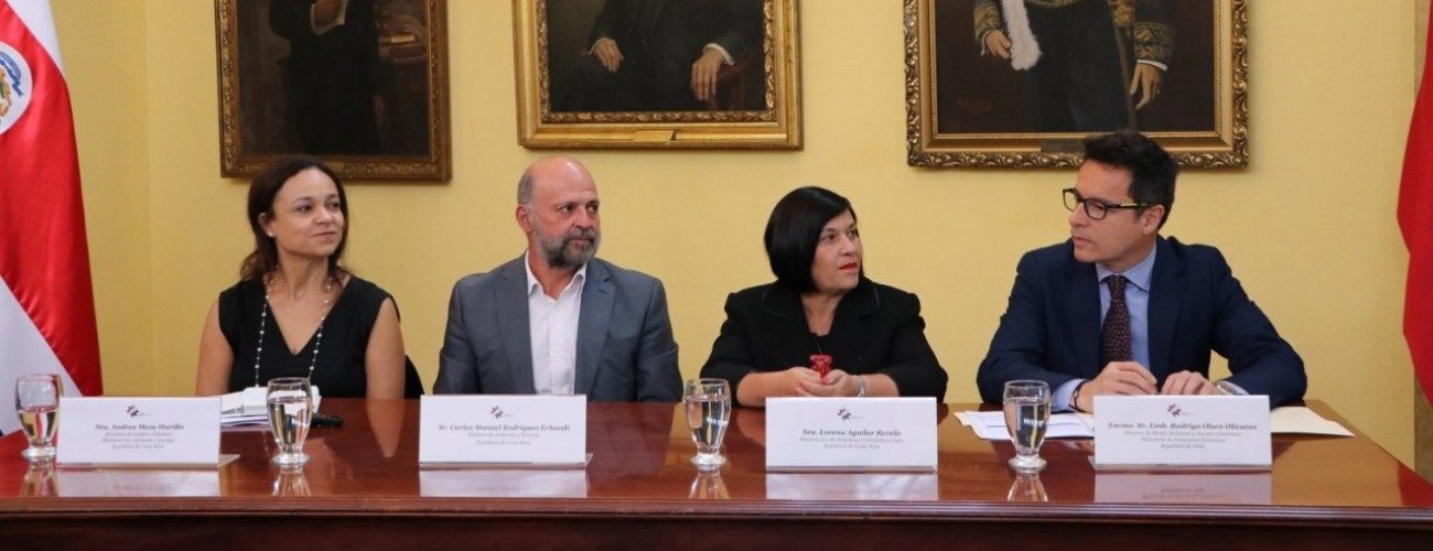 Director de Medio Ambiente de la Cancillería participa en lanzamiento de la PreCOP25