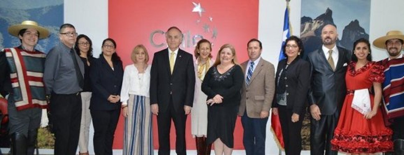 Ministro Teodoro Ribera visita el Consulado de Chile en Sao Paulo