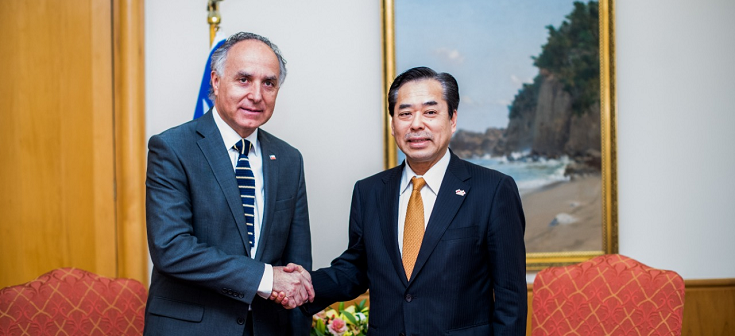 Canciller se reúne con Embajador de Japón en Chile