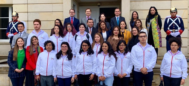 Chile encabeza ceremonia de bienvenida de los jóvenes voluntarios de la Alianza del Pacífico