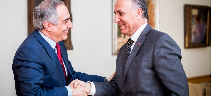 Canciller Ribera se reúne con Senador Chahuán