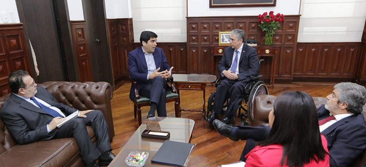 Embajador en Ecuador se reúne con vicepresidente de ese país