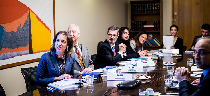 Ministra (S) Valdivia encabeza negociaciones sobre el marco institucional con la Unión Europea
