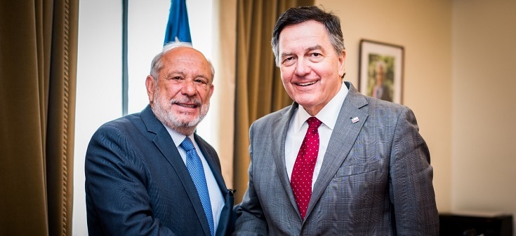 Canciller Ampuero se reúne con Juan Carlos Latorre