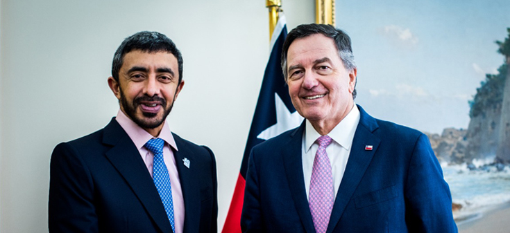 Ministro Ampuero se reúne con Canciller de Emiratos Árabes Unidos