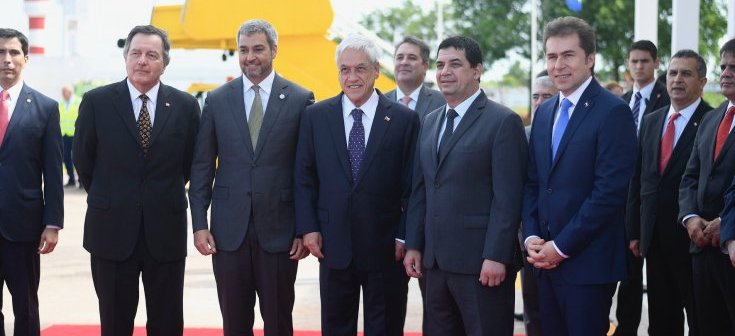 Ministro Ampuero acompaña a Presidente Piñera en reunión con Mandatario de Paraguay