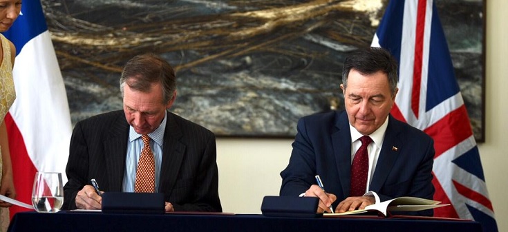 Chile y Reino Unido firman Acuerdo de Asociación bilateral que resguardará a exportadores