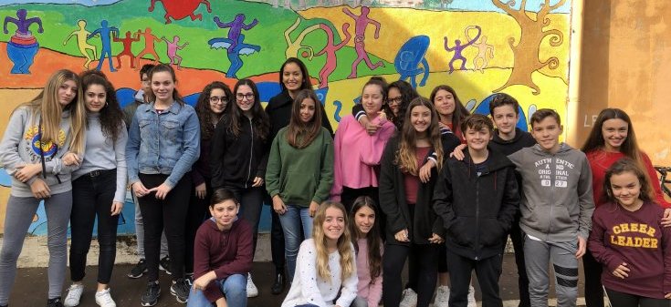 Chile dona libros a colegio en Roma