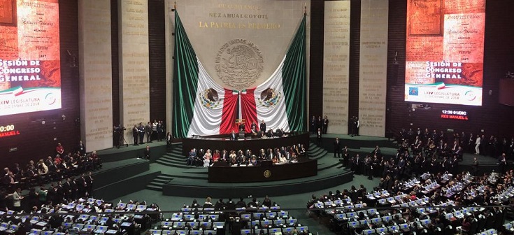 Canciller Ampuero asiste a cambio de mando en México