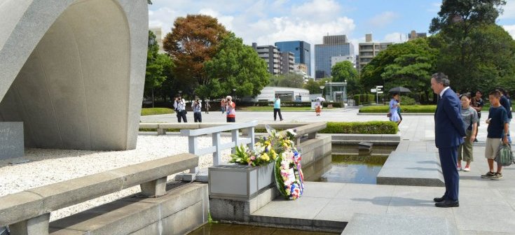 Canciller Ampuero en Hiroshima: "Queremos un mundo libre de armas nucleares"