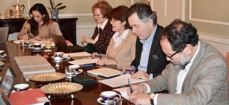 Canciller Ampuero se reúne con Agente Ximena Fuentes y equipo de defensa de Chile en caso Silala