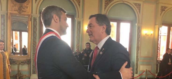 Canciller Ampuero asiste a cambio de mando en Paraguay