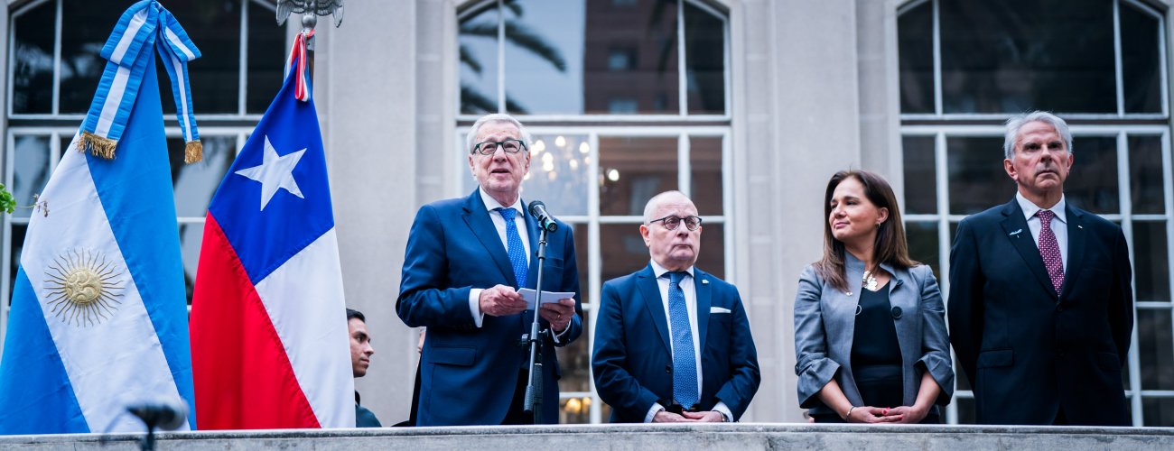 Canciller y subsecretaria de Relaciones Exteriores participan en la conmemoración del Día de la Patria de Argentina