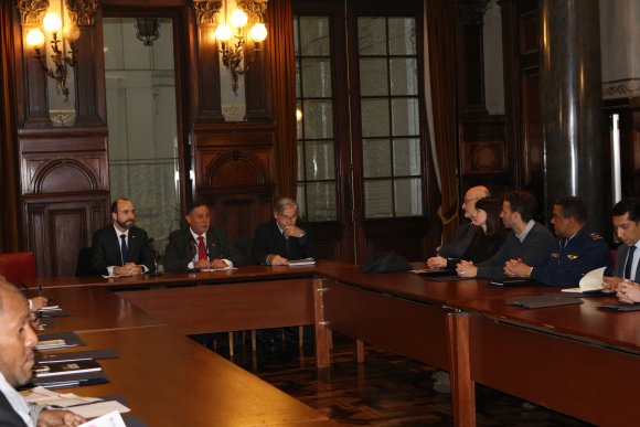Director General de Asuntos Consulares y de Inmigración encabeza reunión informativa sobre Mesa de Migración y Gestión del Riesgo de Desastres