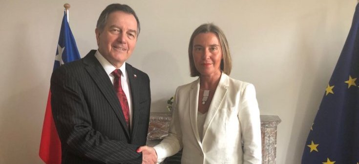 Ministro Ampuero se reúne con la Alta Representante de la Unión Europea para Asuntos Exteriores y Política de Seguridad