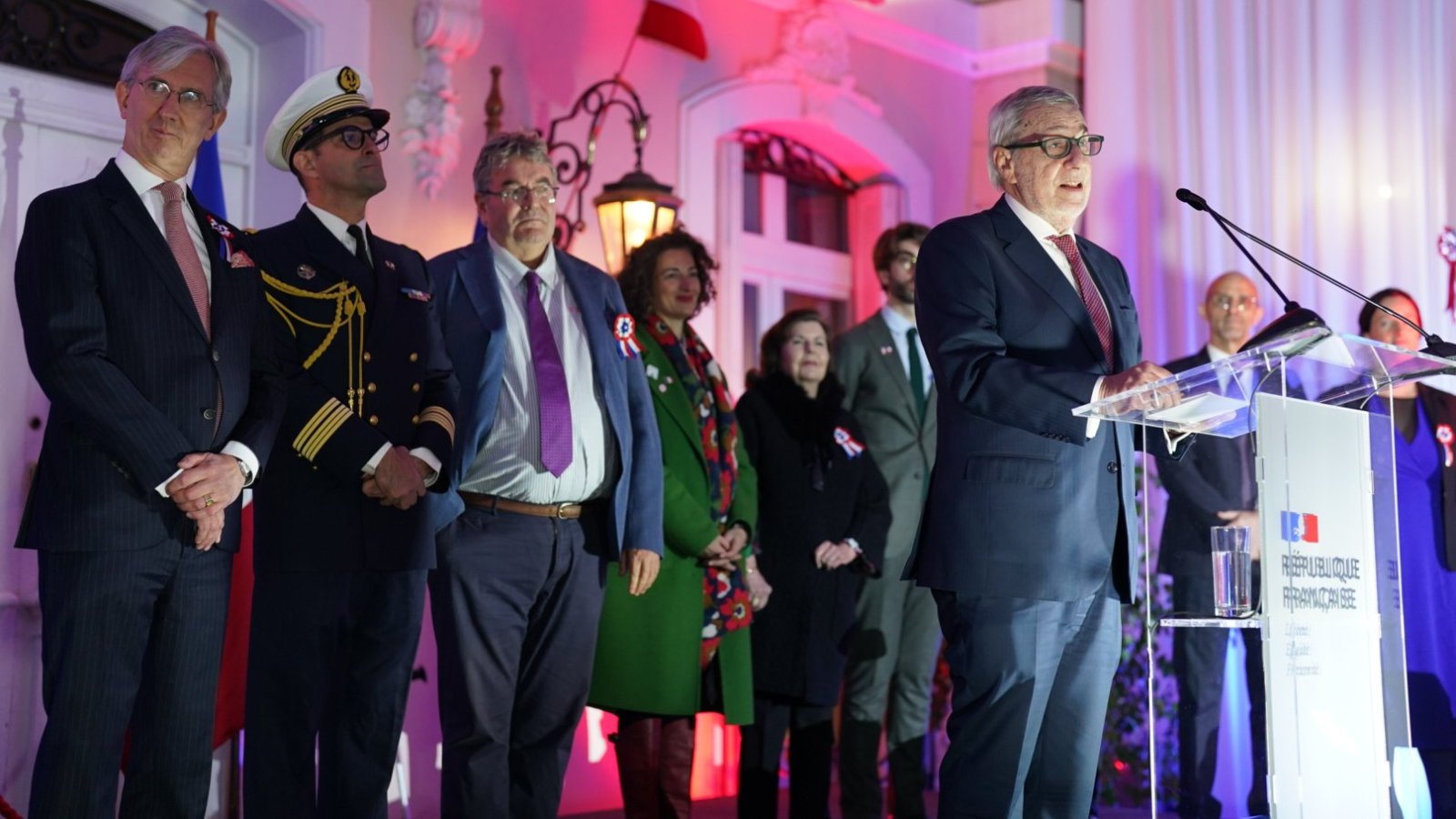 Canciller asiste a celebración de la Fiesta Nacional de Francia