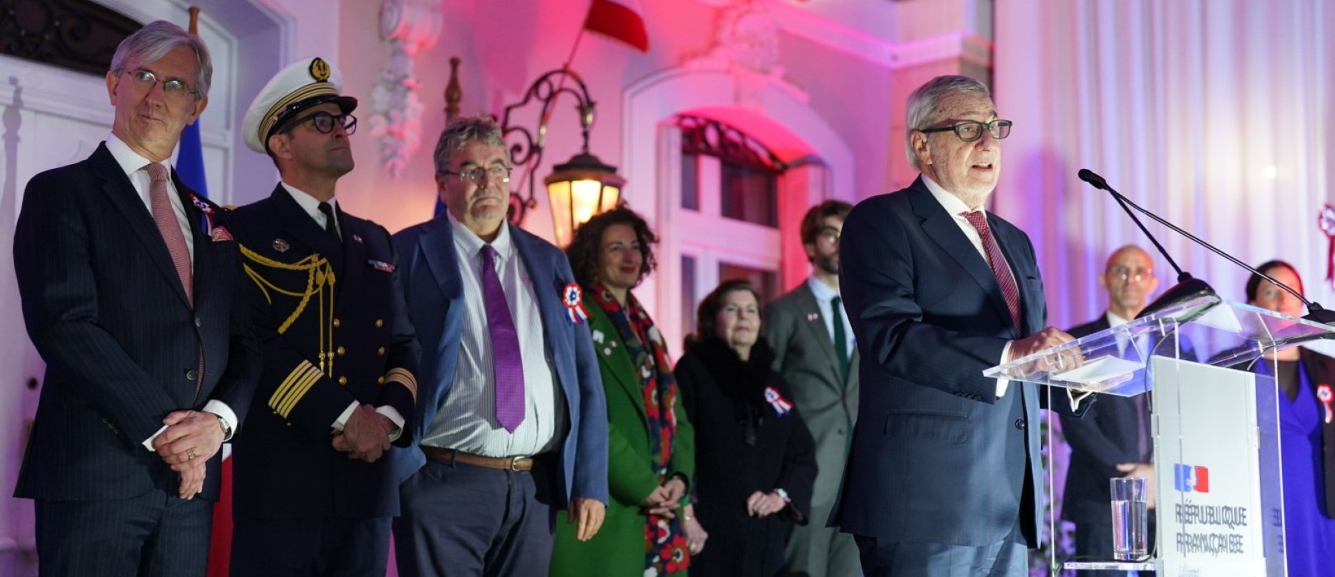 Canciller asiste a celebración de la Fiesta Nacional de Francia