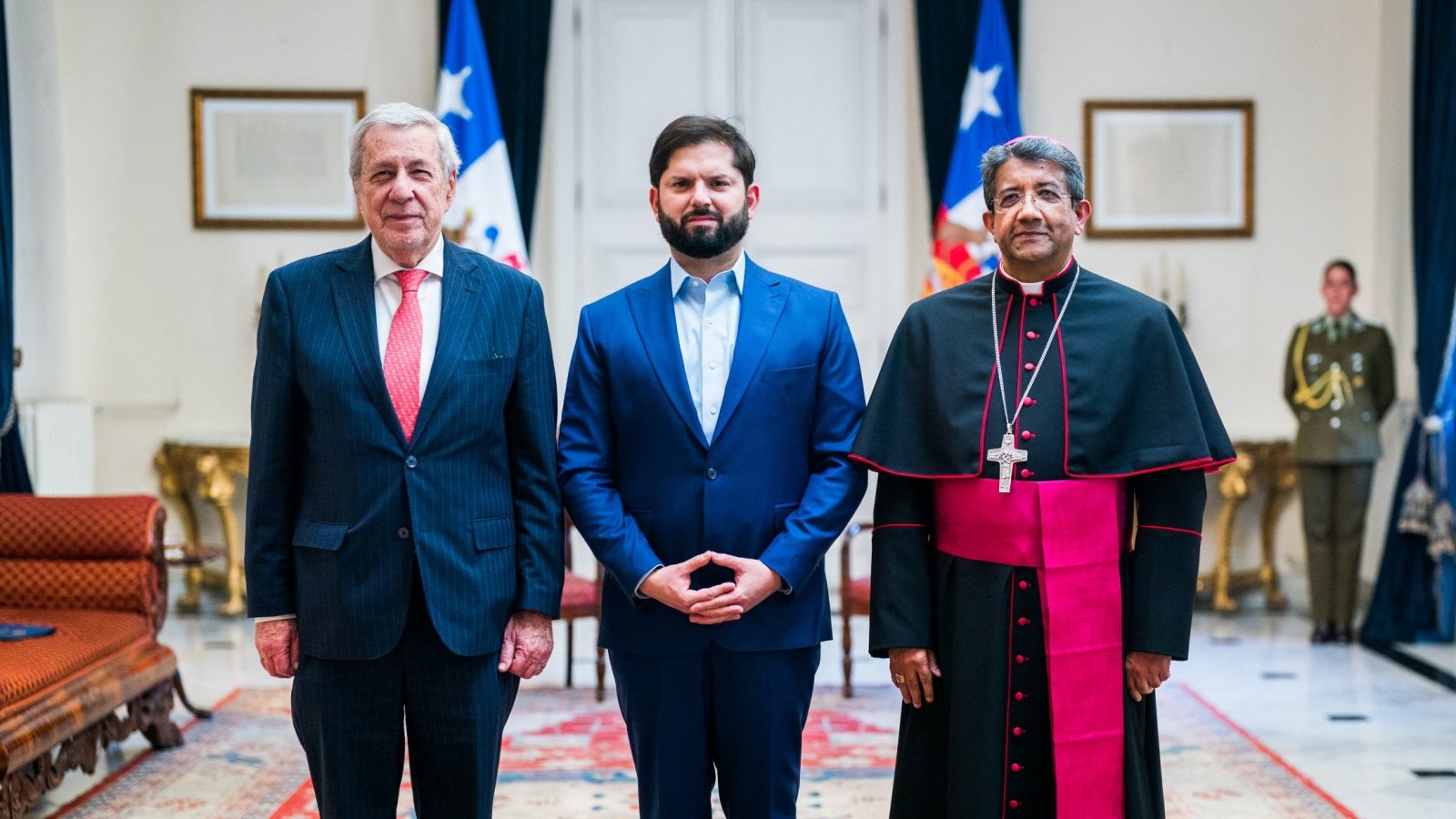 Canciller acompaña al Presidente en recepción de cartas credenciales de nuevas y nuevos embajadores acreditados en Chile