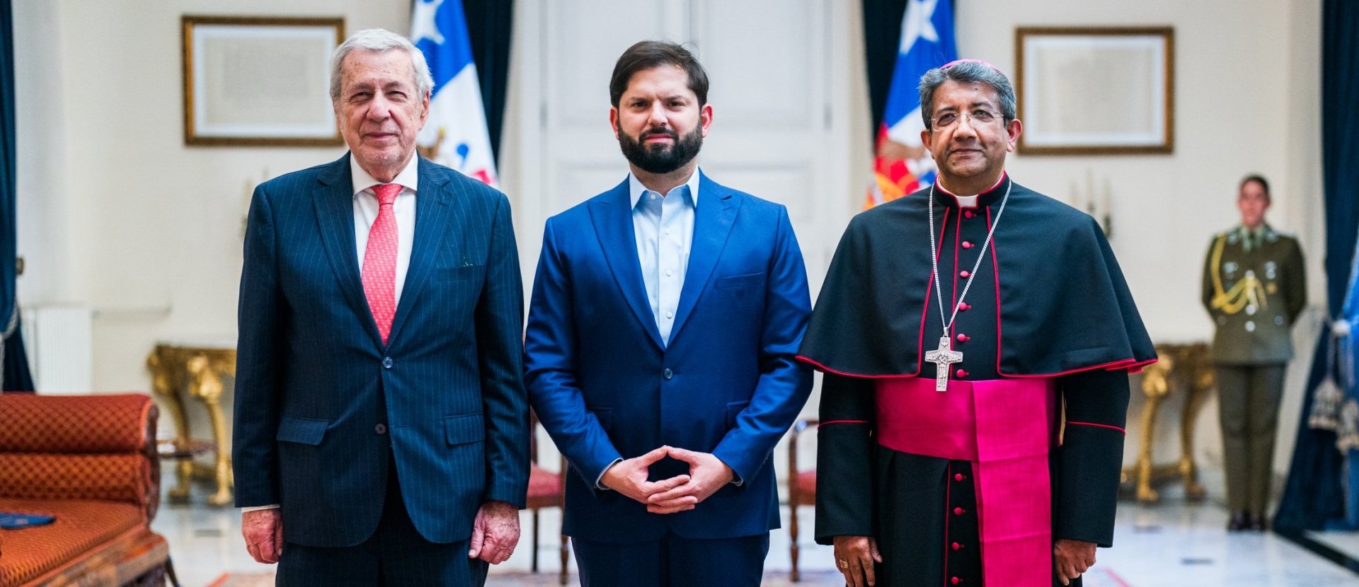 Canciller acompaña al Presidente en recepción de cartas credenciales de nuevas y nuevos embajadores acreditados en Chile