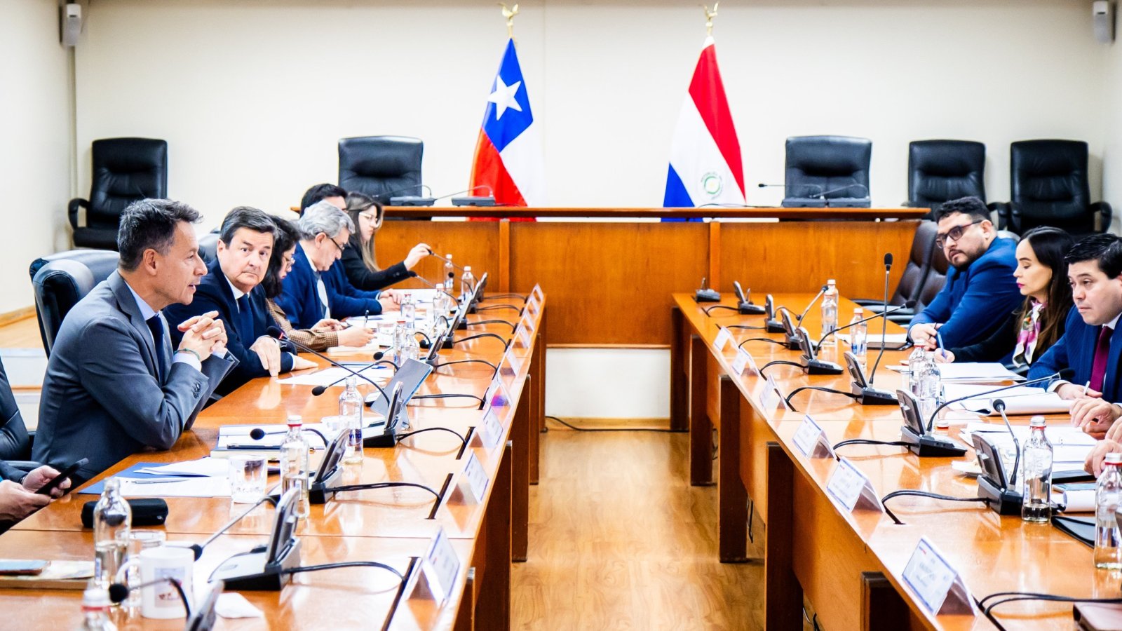 Chile y Paraguay sostienen la VIII Reunión de Consultas Políticas