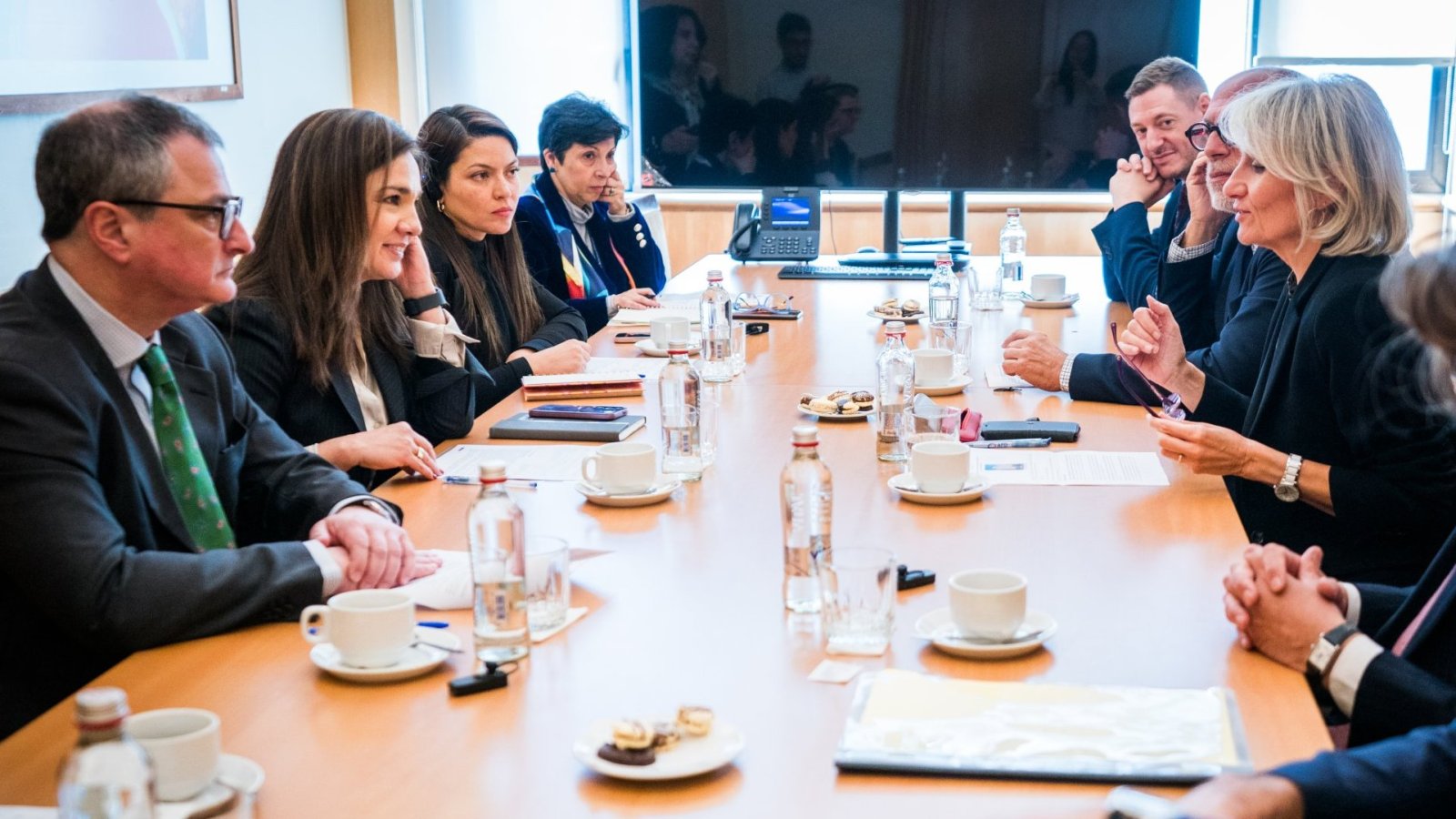 Subsecretaria recibe a delegación de senadores del Grupo de Amistad Francia - Países del Cono Sur