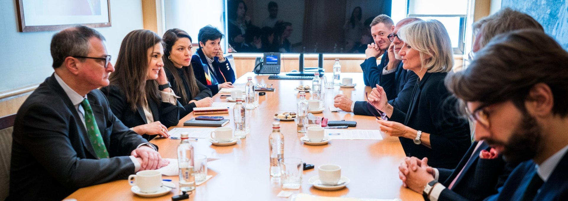 Subsecretaria recibe a delegación de senadores del Grupo de Amistad Francia - Países del Cono Sur
