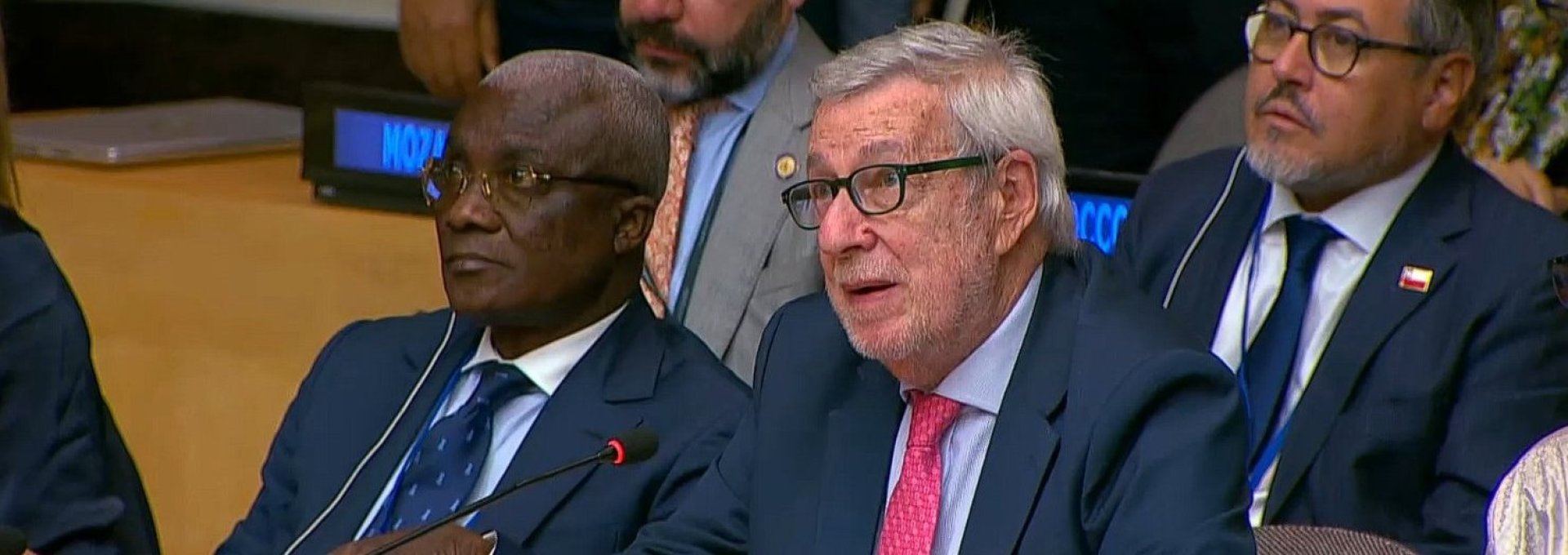 Canciller acompaña a Presidente en reunión de Alto Nivel “En defensa de la democracia, combatiendo el extremismo”