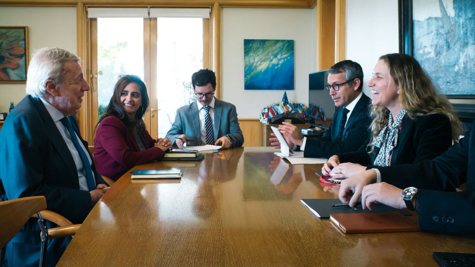 Canciller se reúne con presidenta de la Sofofa