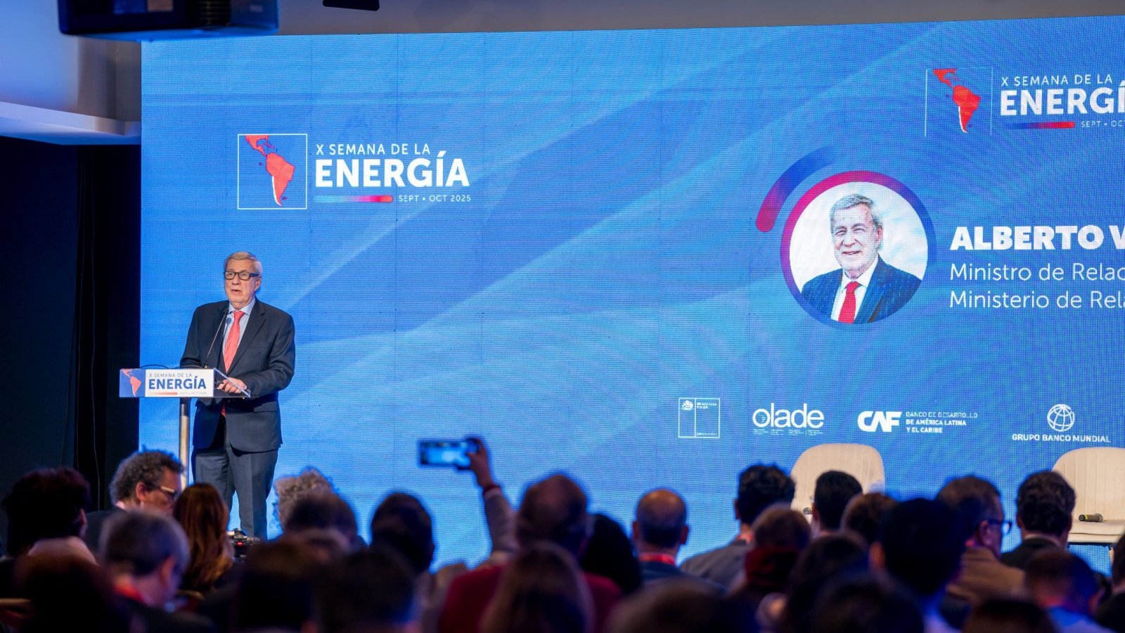 Canciller participa en la Semana de la Energía de la OLADE y destaca el potencial de América Latina hacia la transición energética