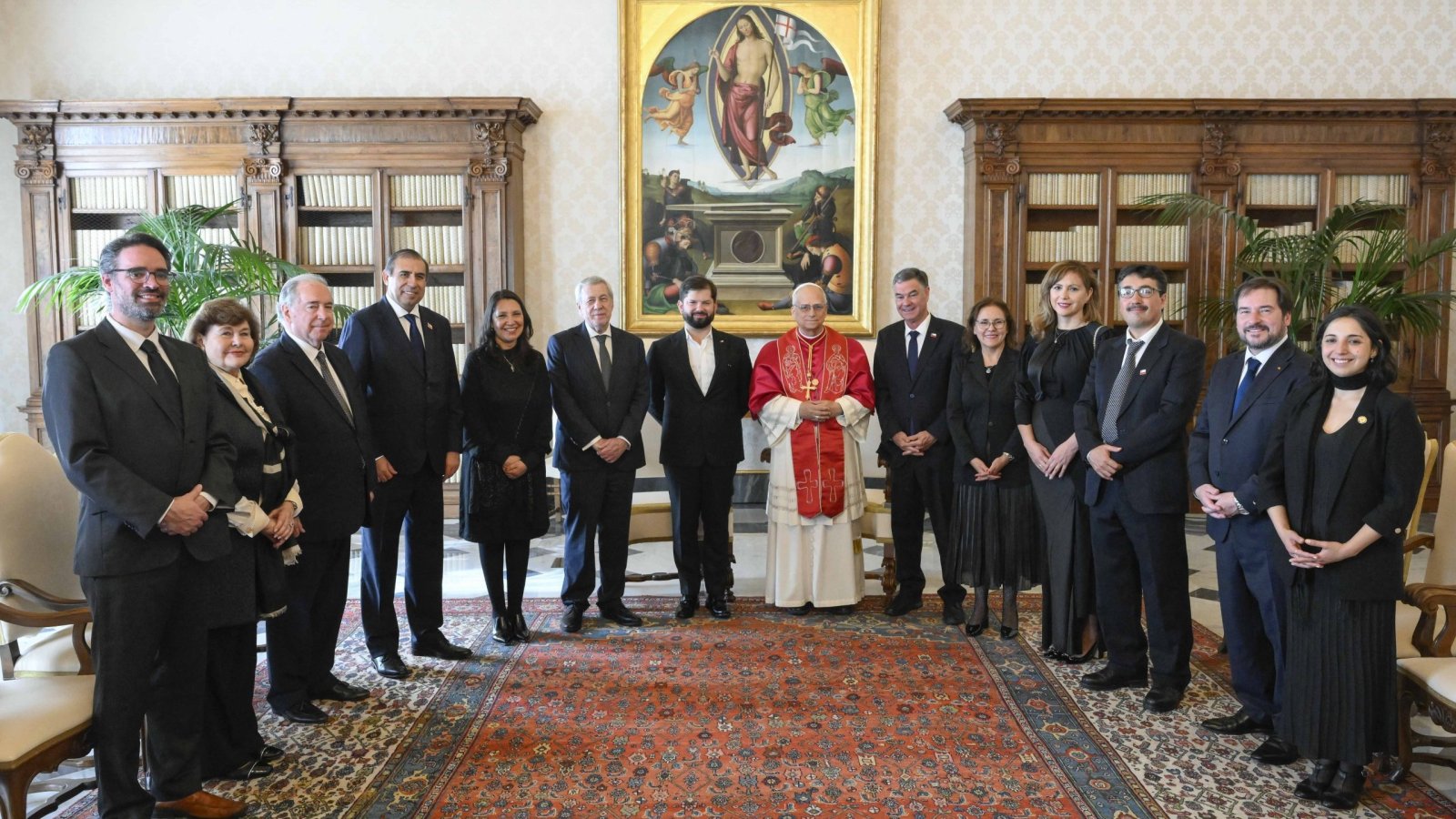 Canciller acompaña al Presidente Boric en visita oficial al Vaticano